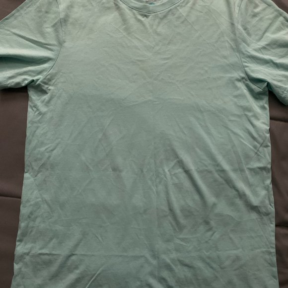 Basic Tshirt - Picture 2 of 2